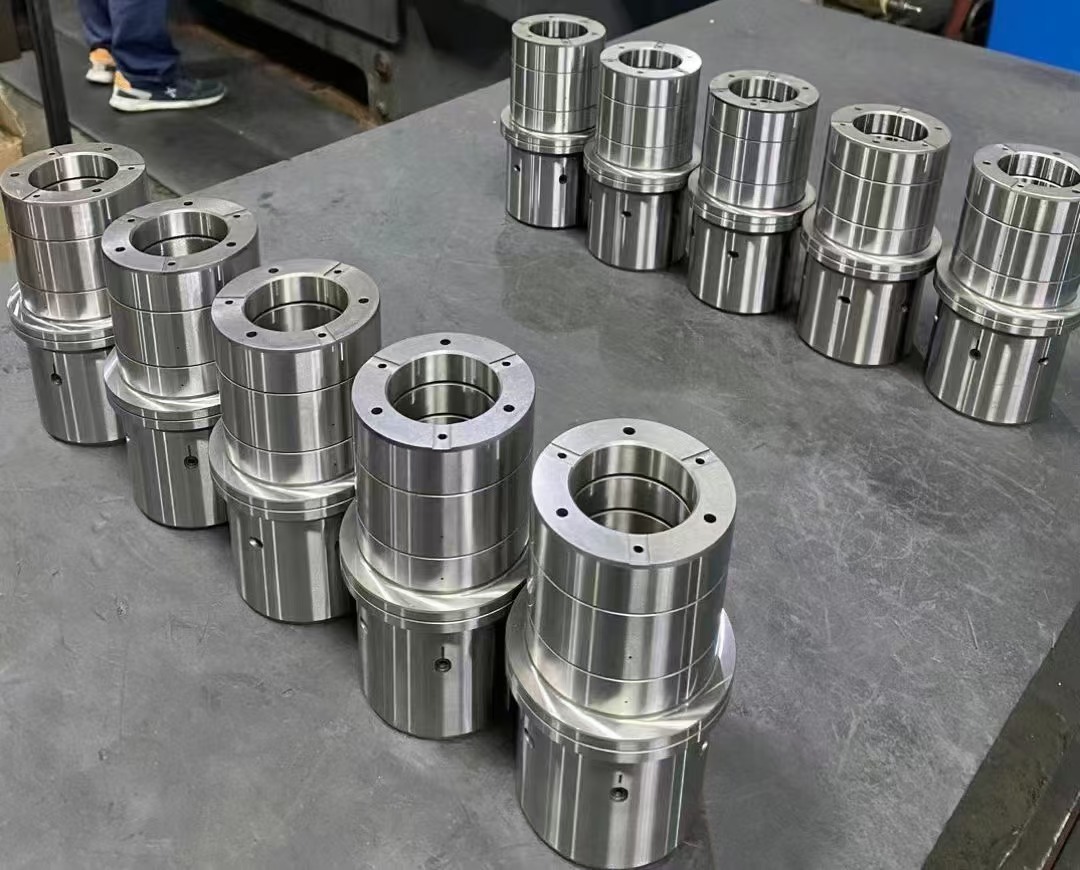 地质钻杆,螺旋钻杆,三棱钻杆,煤钻杆,金刚石复合片钻头,锚杆钻头等，规格齐全!实力厂家,值得信赖!公司集研发-生产-销售-售后为一体，欢迎广大客户采购