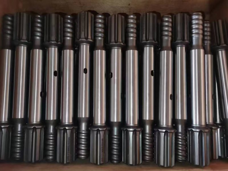 地质钻杆,螺旋钻杆,三棱钻杆,煤钻杆,金刚石复合片钻头,锚杆钻头等，规格齐全!实力厂家,值得信赖!公司集研发-生产-销售-售后为一体，欢迎广大客户采购