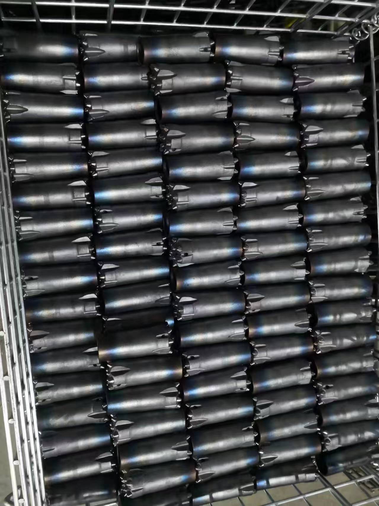 地质钻杆,螺旋钻杆,三棱钻杆,煤钻杆,金刚石复合片钻头,锚杆钻头等，规格齐全!实力厂家,值得信赖!公司集研发-生产-销售-售后为一体，欢迎广大客户采购