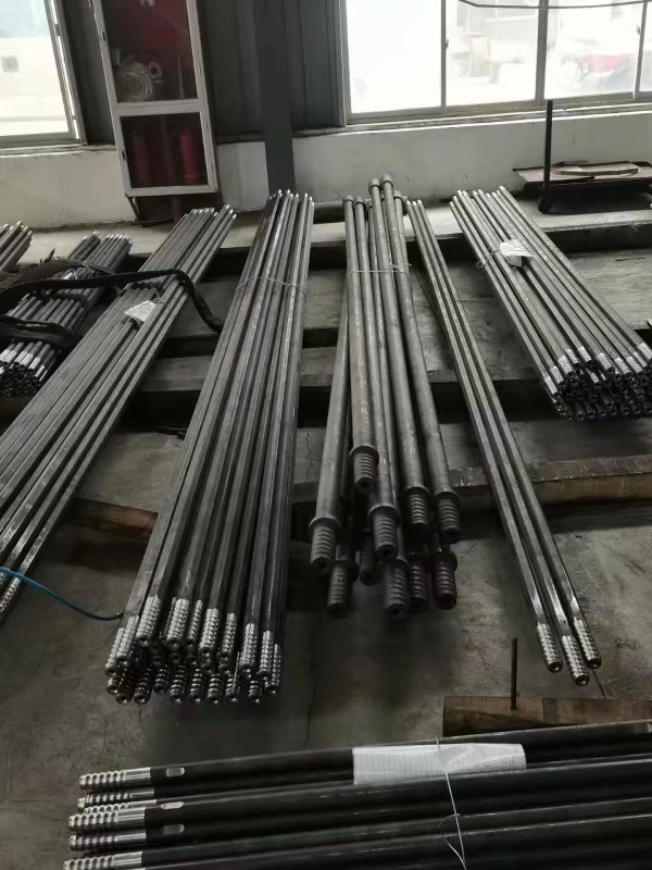 地质钻杆,螺旋钻杆,三棱钻杆,煤钻杆,金刚石复合片钻头,锚杆钻头等，规格齐全!实力厂家,值得信赖!公司集研发-生产-销售-售后为一体，欢迎广大客户采购